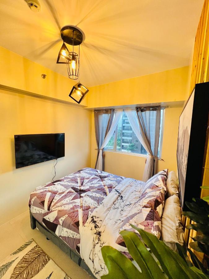 * *P Fantastic 2Br Option For 8 Apartment Iloilo City Exterior photo